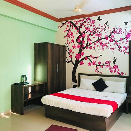Staymaker Prakash International Gonikoppal Dış mekan fotoğraf
