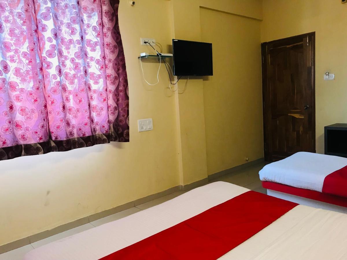 Staymaker Prakash International Gonikoppal Dış mekan fotoğraf