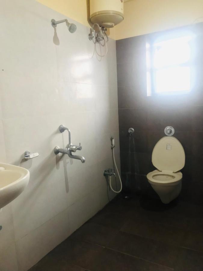 Staymaker Prakash International Gonikoppal Dış mekan fotoğraf