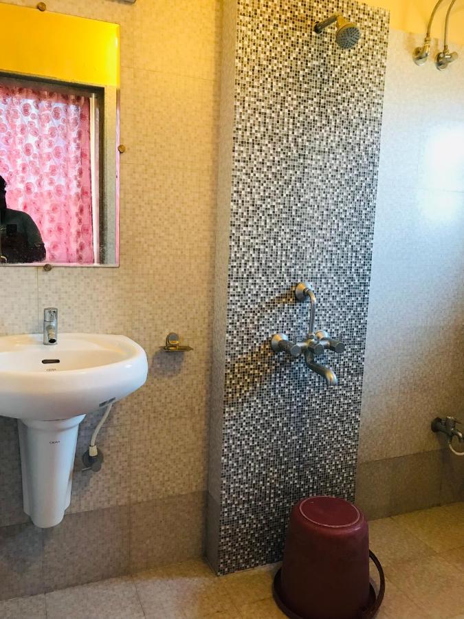 Staymaker Prakash International Gonikoppal Dış mekan fotoğraf